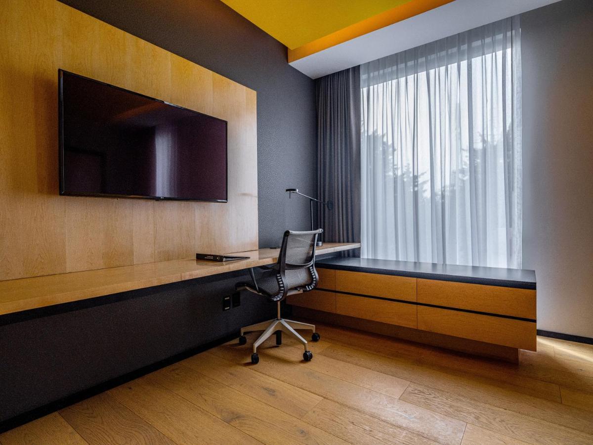 Galeria Plaza San Jeronimo Hotel เม็กซิโกซิตี้ ภายนอก รูปภาพ A home office