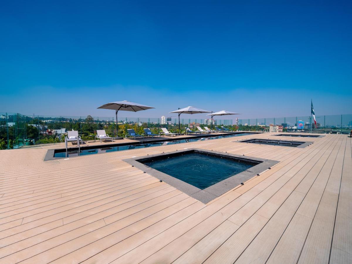 Galeria Plaza San Jeronimo Hotel เม็กซิโกซิตี้ ภายนอก รูปภาพ Rooftop pool