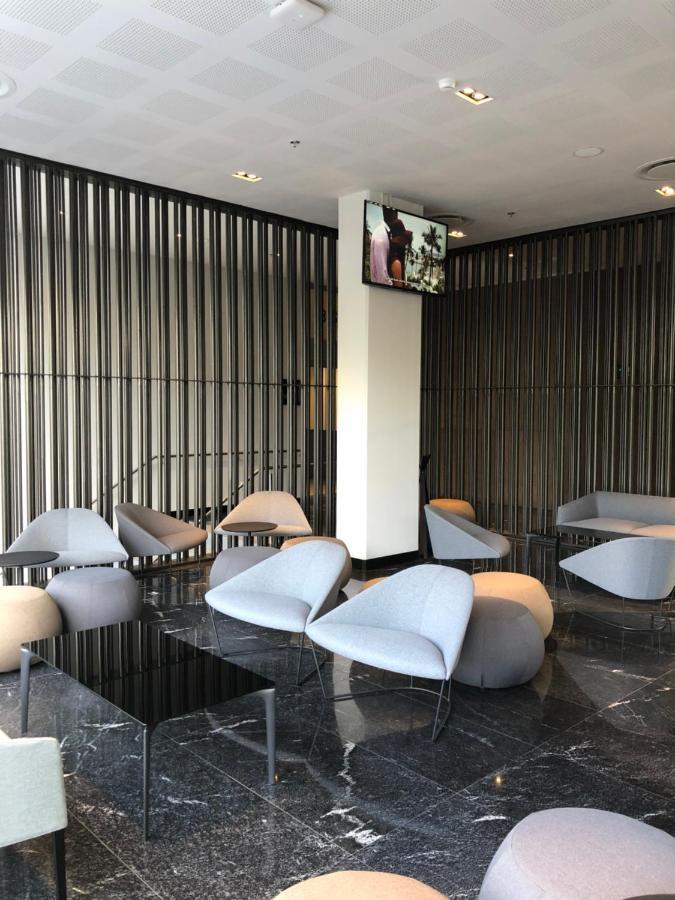 Galeria Plaza San Jeronimo Hotel เม็กซิโกซิตี้ ภายนอก รูปภาพ The lobby of the hotel